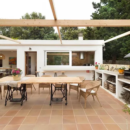 Holiday home El Jardi Con Piscina, Jardin Y Barbacoa Arenys de Munt